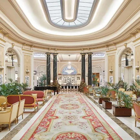 Ξενοδοχείο El Palace 5*