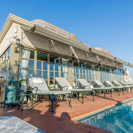 Ξενοδοχείο El Palace 5*
