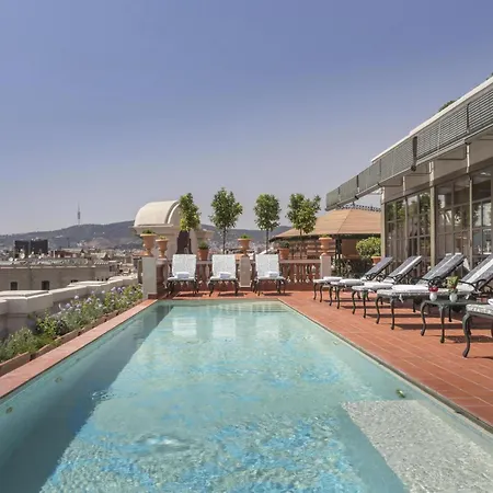 Ξενοδοχείο El Palace 5*
