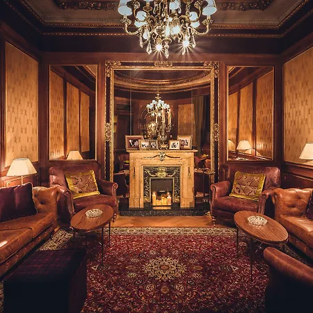 El Palace Hotel