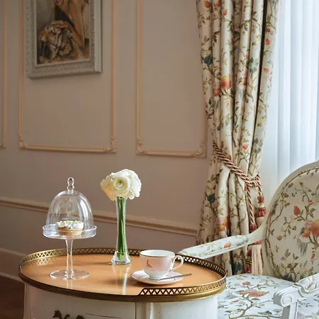 El Palace Hotel 5*