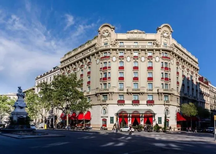 ホテル El Palace 5*