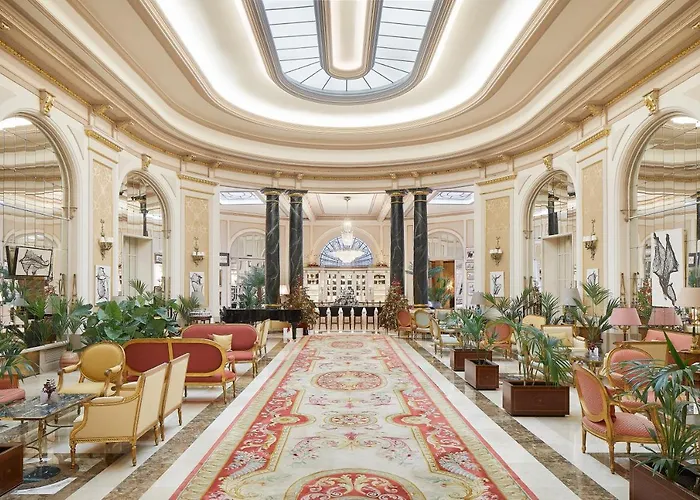 ホテル El Palace 5*