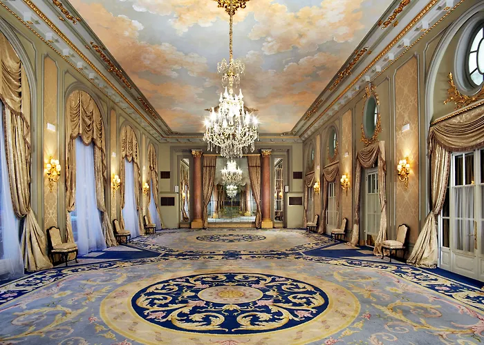Hotel El Palace